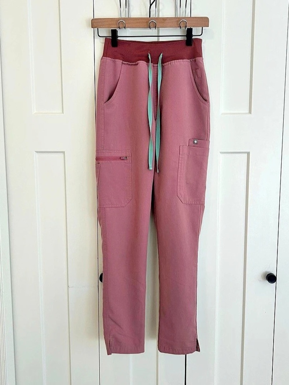 FIGS Yola 2.0 Yoga Cargo Skim Pants Mauve XXS